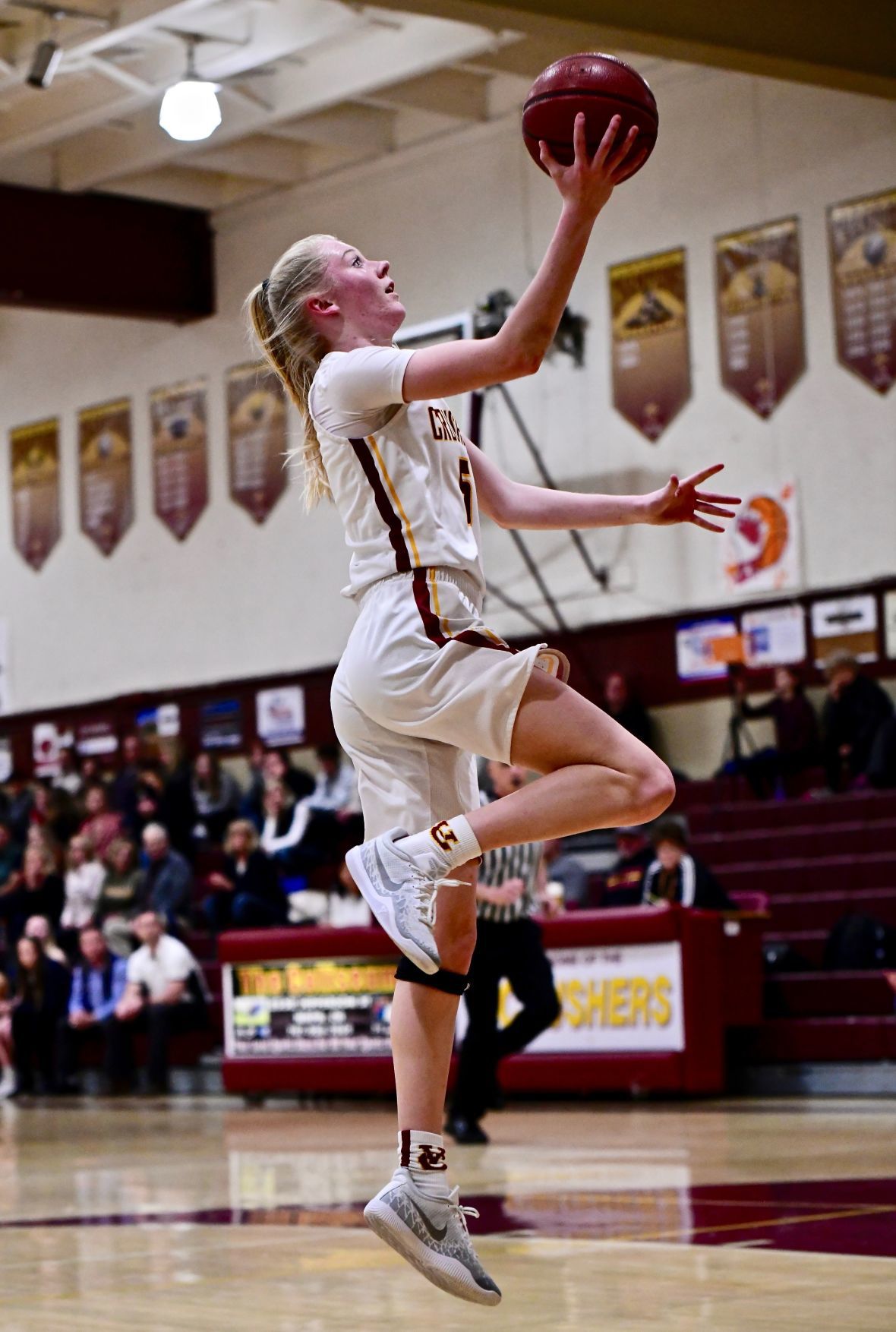 Justin-Siena at Vintage girls basketball in VVAL Tournament